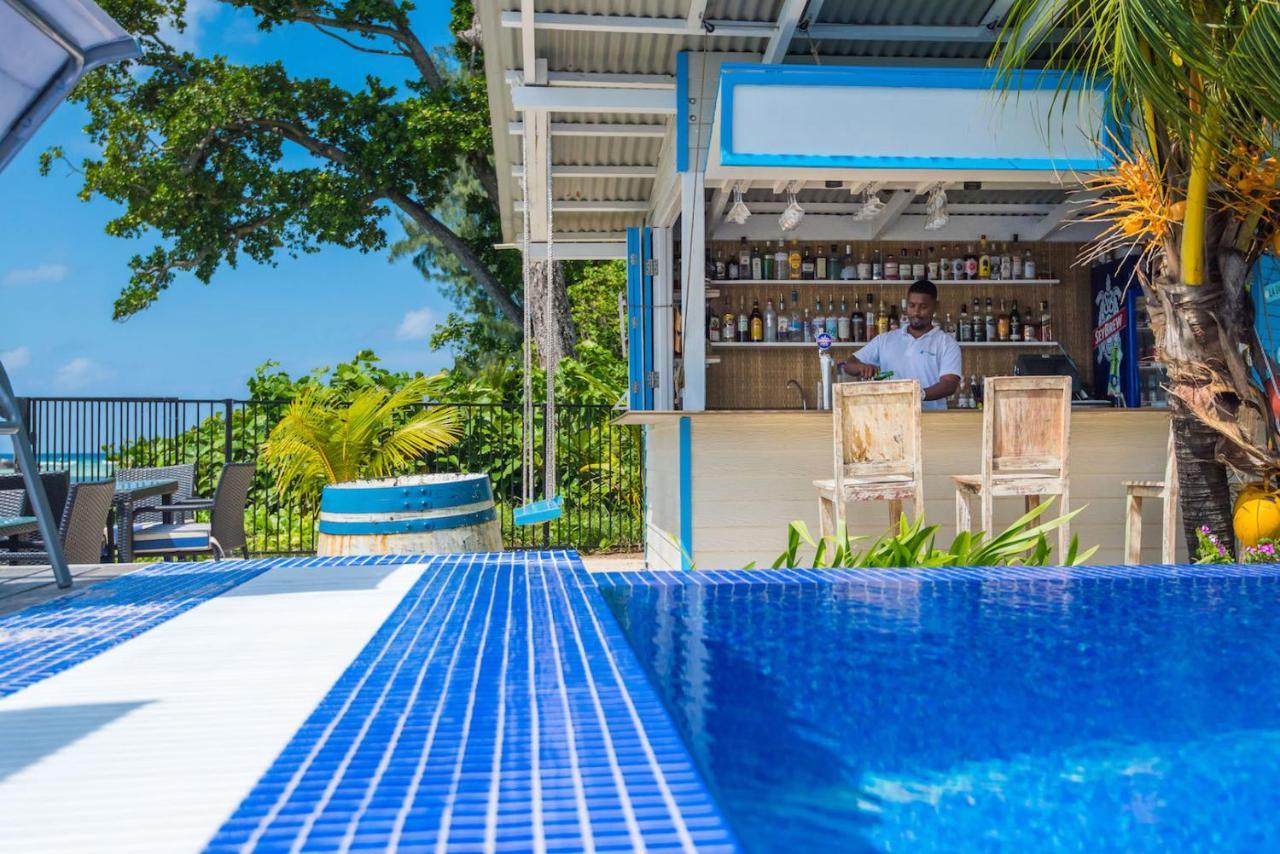 Le Nautique Waterfront Hotel La Digue Exterior photo